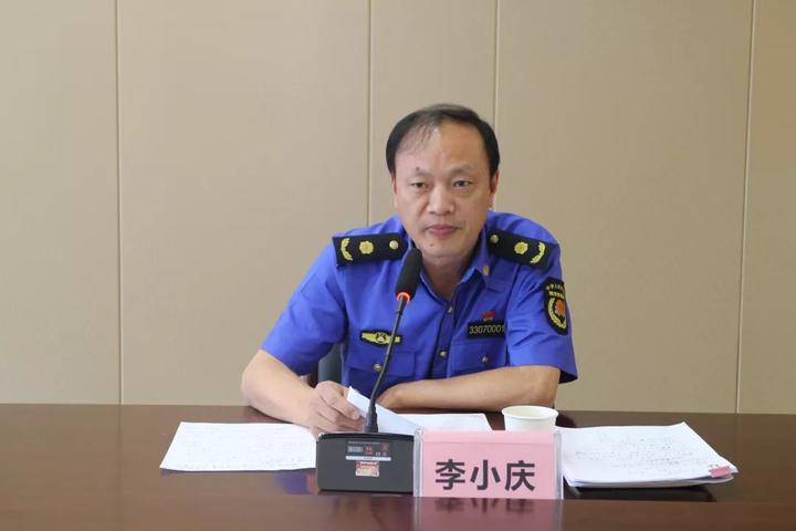 李小庆:百舸争流自当先 不待扬鞭自奋蹄