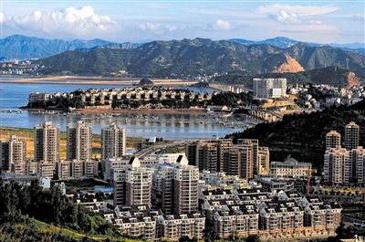 局的8月经济数据公布后,多家机构下调了中国第三季度国内生产总值(g d