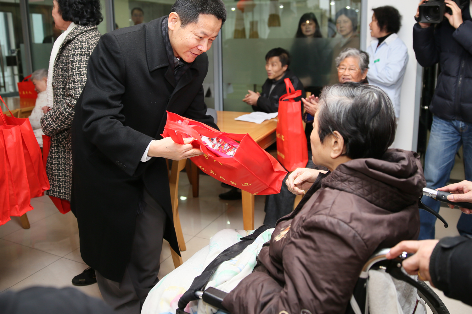 江苏省2021年退休人员基本养老金调整方案出台--射阳日报