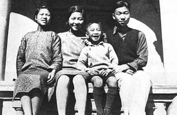 1934年,梁思宁,梁思懿,梁思礼,梁思达(左起)在天津
