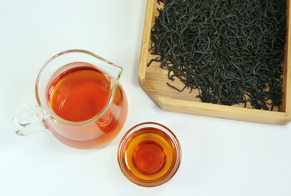 该县鹤塘明艳茶叶专业合作社选送的"闽之艳"红茶被评为福建省优质茶