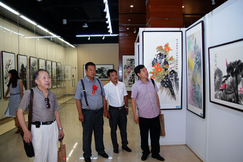 “同心共筑中国梦”全国书画邀请展在京举行-民生网-人民日报社《民生周刊》杂志官网
