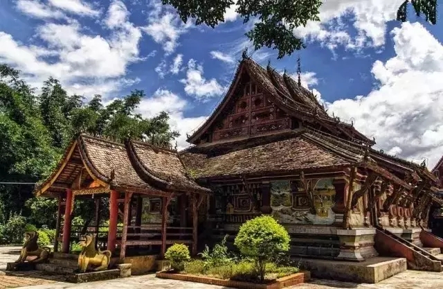 金台榜 <wbr>| <wbr>17省市被雾“埋”,换个地方清清肺 \