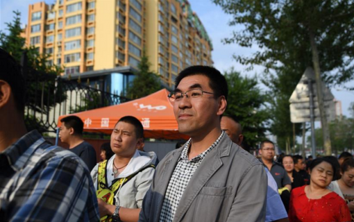 吉林省孤儿学校教师陪考