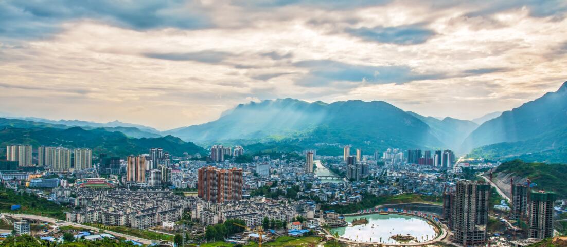 梵净山下的 绿色 变革 贵州省铜仁市印江县发展纪实图片 90315 1102x481