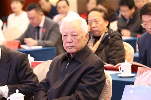 第十一届全国人大常委会副委员长周铁农 郭岐川摄