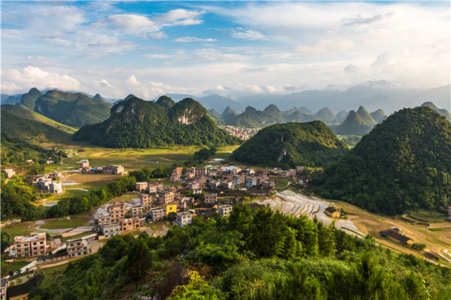 人居环境整治与乡村产业融合并重 湖南江华县打造美丽幸福瑶都-民生网