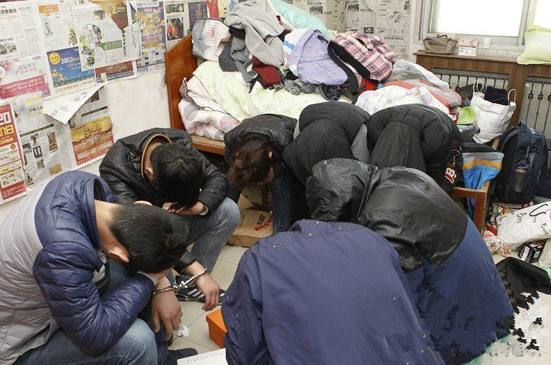 西安警方端掉一聋哑扒窃团伙 缴获数十捆现金-民生网-人民日报社