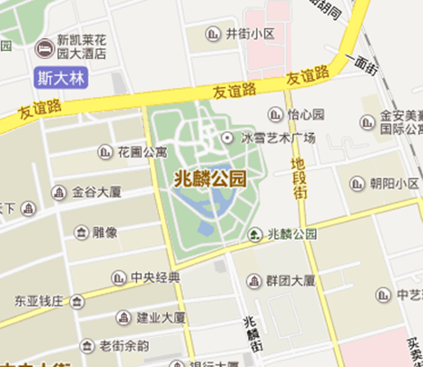 兆麟公园坐落在哈尔滨市区繁华的中心地带,公园以著名抗日联军将领李